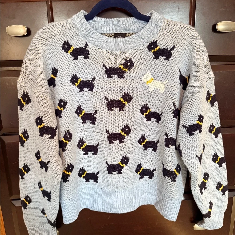 Netflix Stranger Things Scottie Dog Blue Sweater Erica No Boundaries 80s Retro - Picture 2 of 11